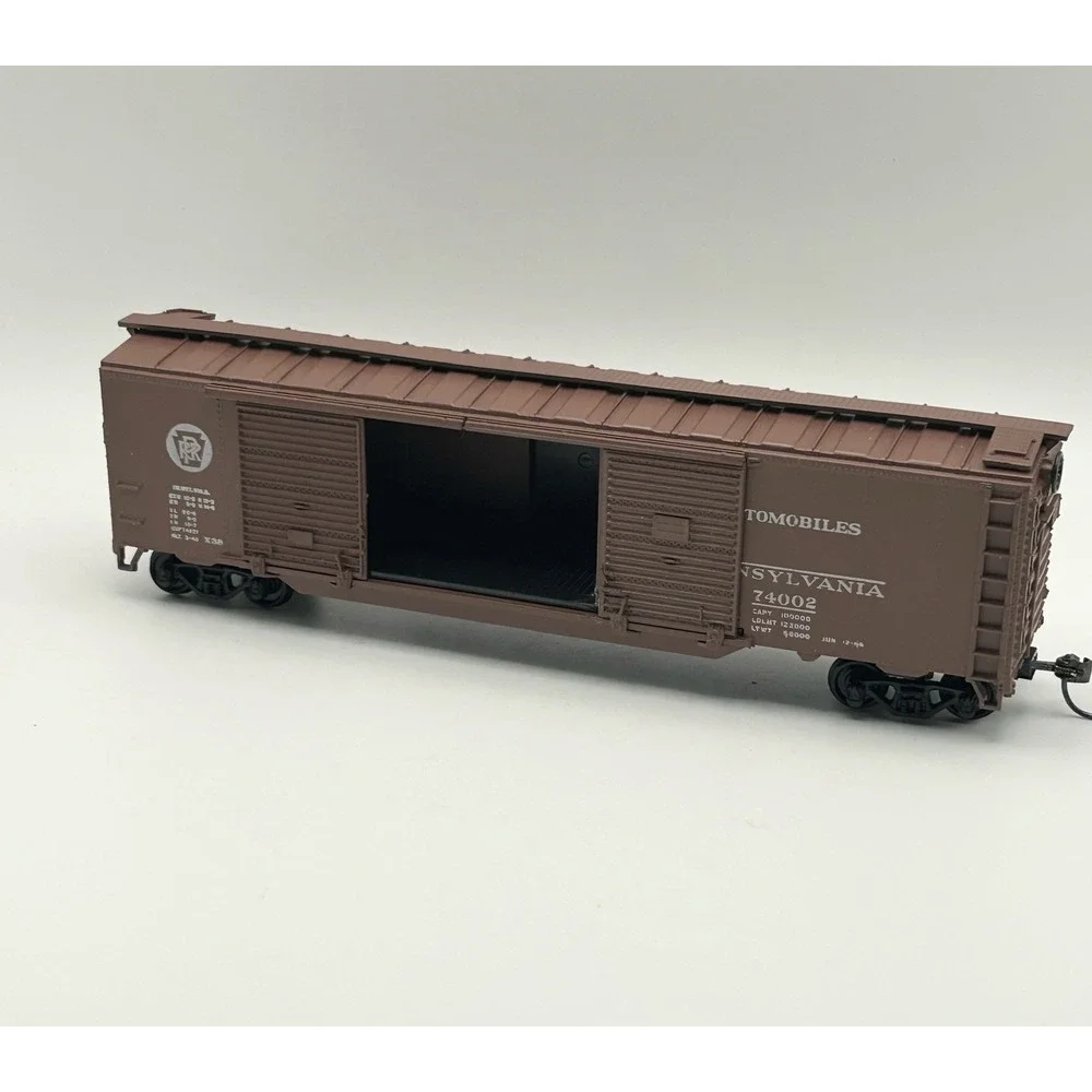 Bachmann HO Scale Triangle Pacific TPFX 5510 Brown‎ Box Car Freight Train Used